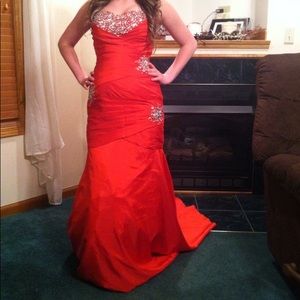 Red mermaid style dress with corset back!